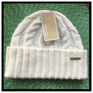 NWT Michael Michael Kors Cabke Knit Womens Beanie